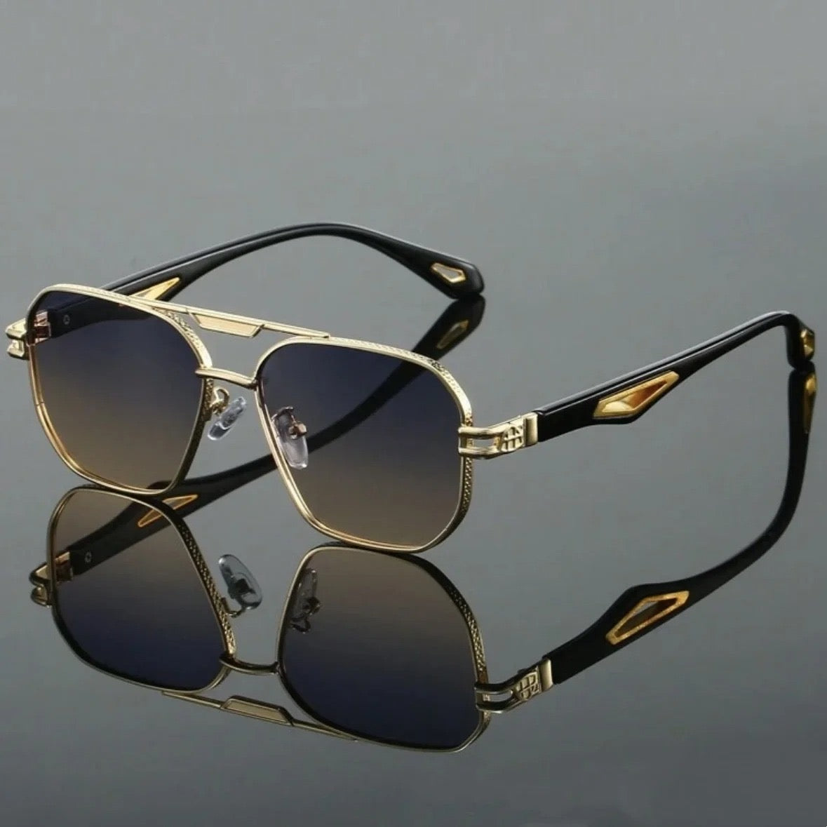 Novaire Sun Glasses
