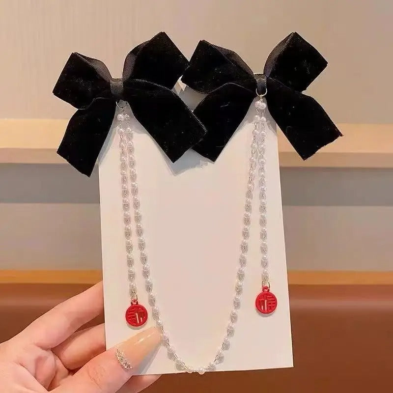 Un-thinkable bow tie