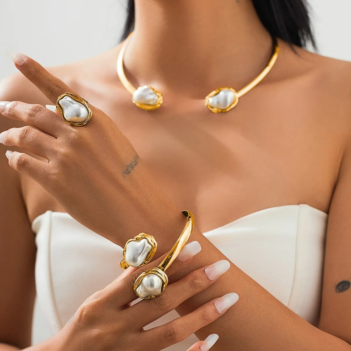 Baroque Pearl Jewelery Set