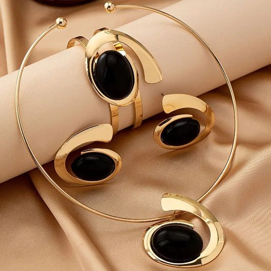 Atón Noir Necklace Set